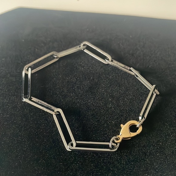 2 Pack Bracelet Bundle from Express: Gold Beaded & Dark Grey Paperclip Bracelets - Picture 6 of 6